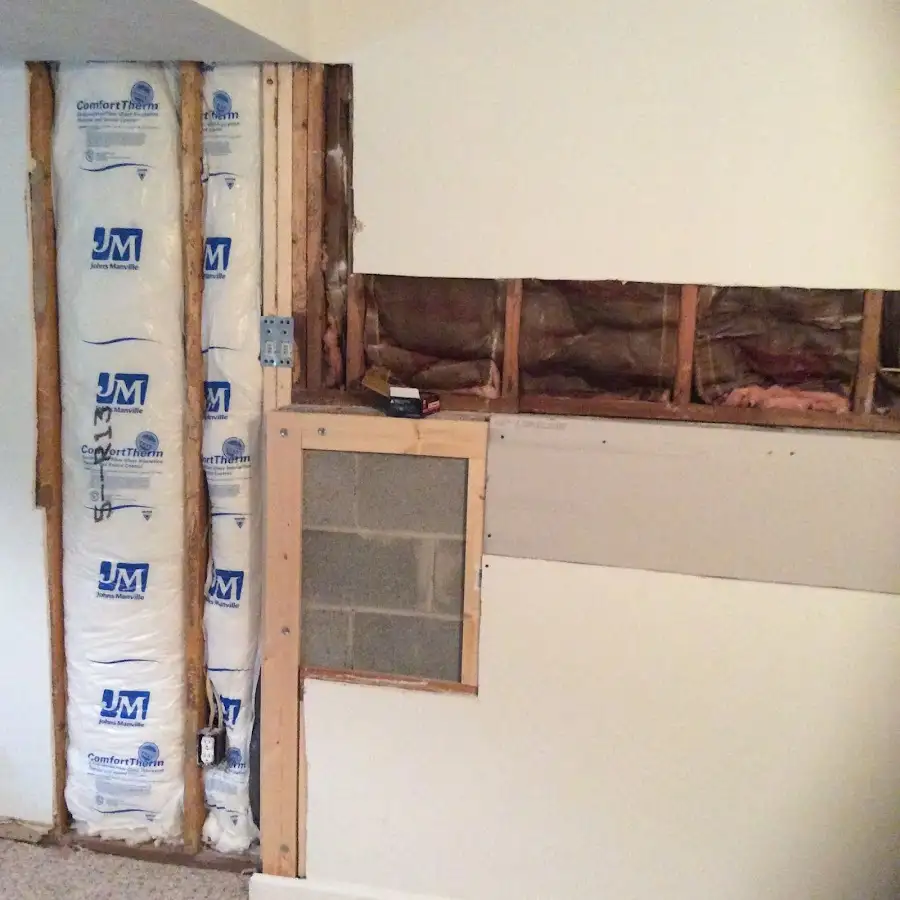 Wall insulation replacement during Structural Drying in Lindon